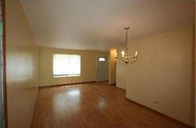 5th image of 946 Copley Ln
