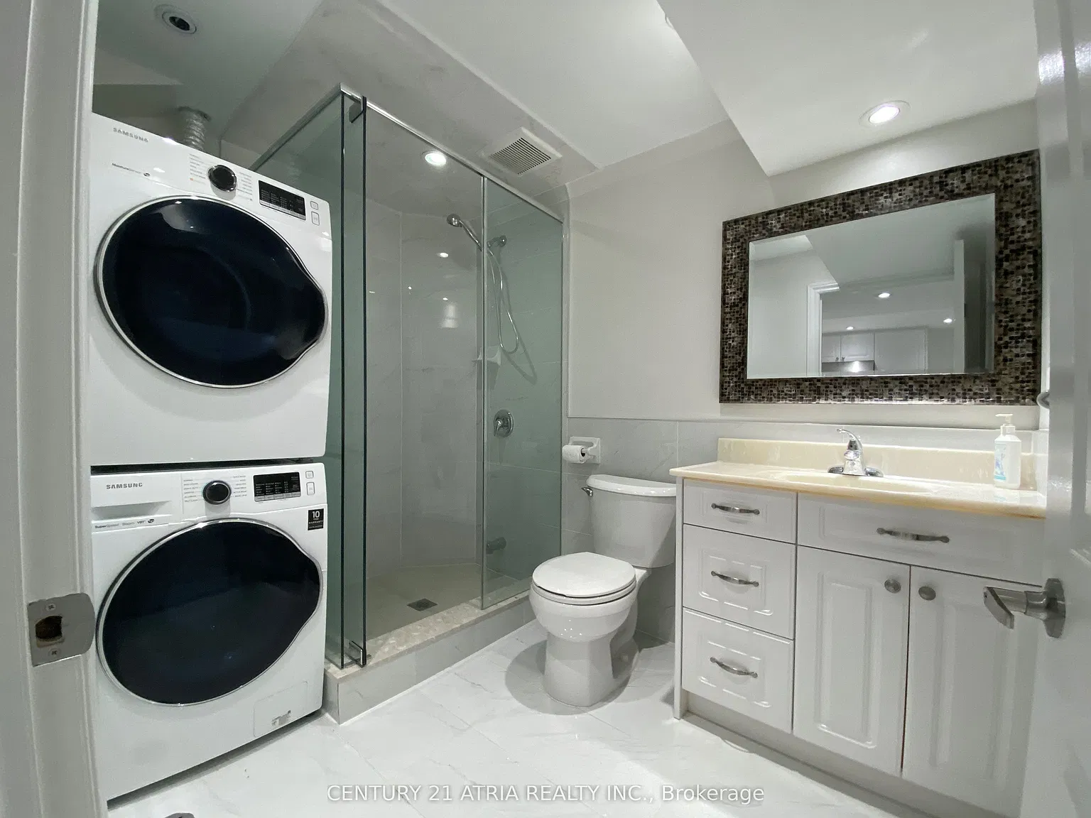 2 bed, $1,600 — Photo 4