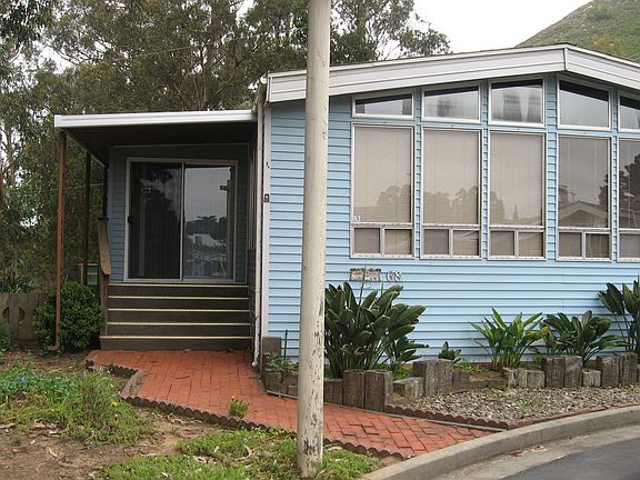 #68 Front and Sunroom