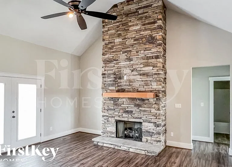 229 Masters Rd — Photo 4
