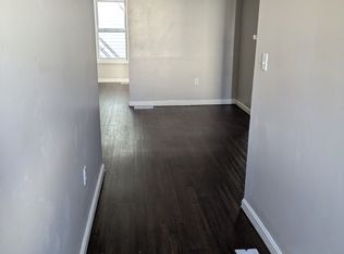 320 Douglas St #7, Manchester, NH 03102