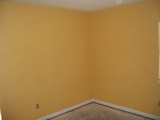 2nd image of 1607 Nome St