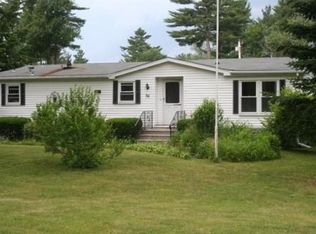 54 Champagne Rd, Gardner, MA 01440