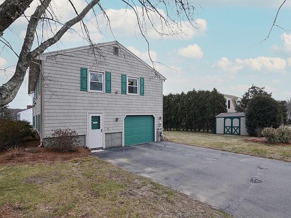 4th image of 95 Pinewood Dr