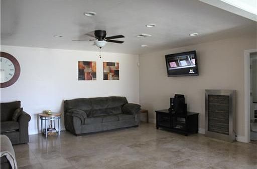 5th image of 7221 Thornley Dr