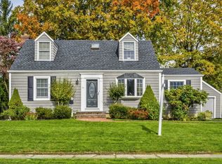 70 Midway Ave, Locust Valley, NY 11560