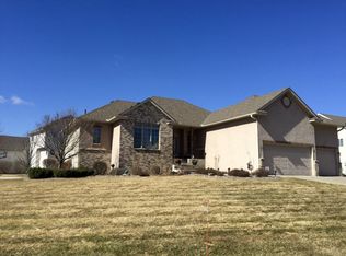 1232 Cartway Rd, Champlin, MN 55316