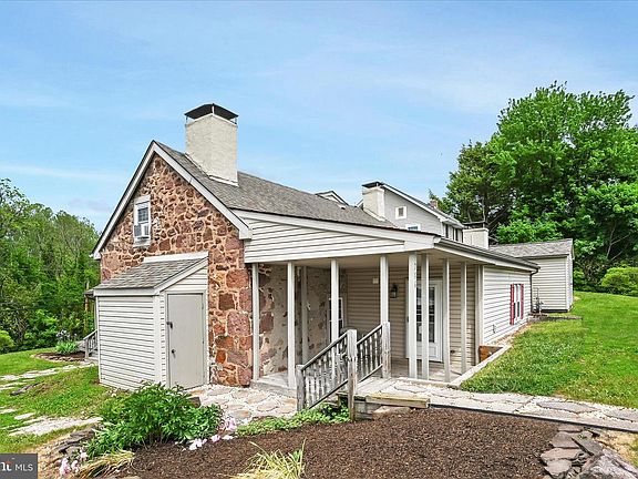 2nd image of 286 Schuylkill Rd