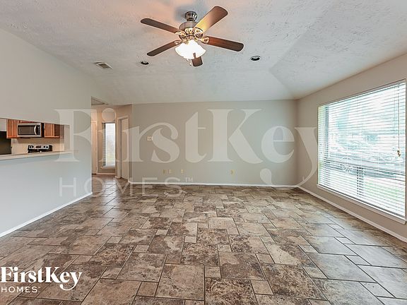 3rd image of 20330 Beigewood Ln