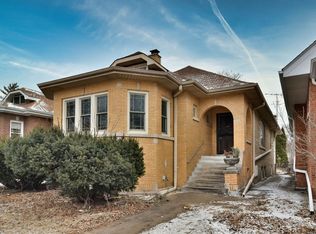 6621 N Talman Ave, Chicago, IL 60645