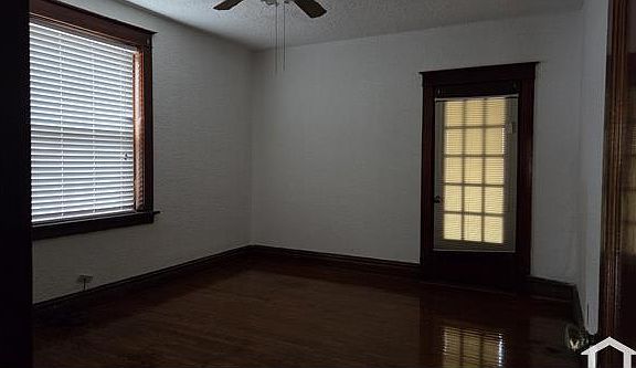 4th image of 5126 Lexington Ave Unit 2