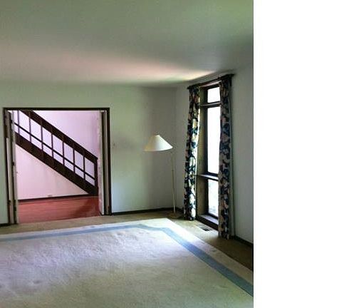 5th image of 601 Levering Ln
