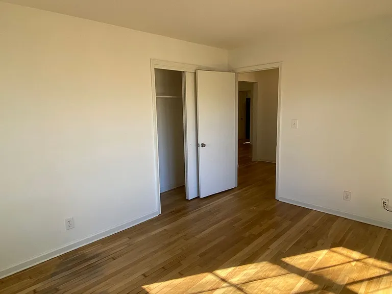 2517 Piney Branch Rd NW — Photo 7