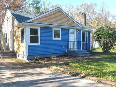 180 Elm St, Hanson, MA, 02341