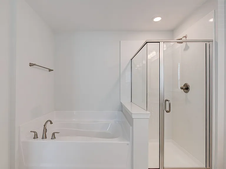 416 Sandfarm Trl — Photo 37