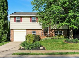 413 Hummingbird Dr, Lititz, PA 17543