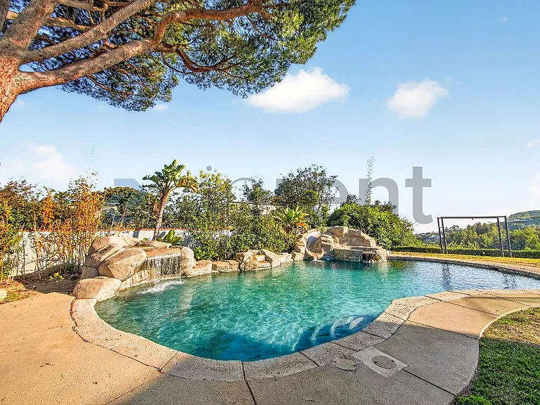 1799 Correa Way — Photo 6