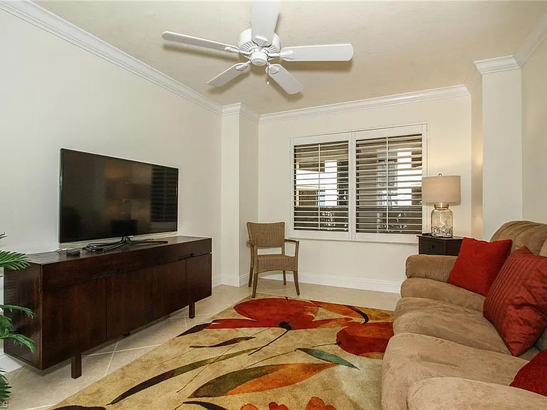 4401 Gulf Shore Blvd N #E-908 — Photo 3