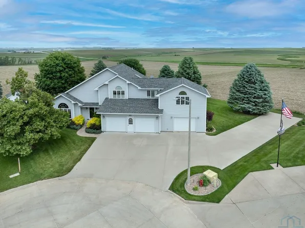 315 Kurtz Dr, Kingsley, IA 51028