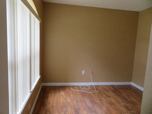 1040 Winding Water Way — Photo 15