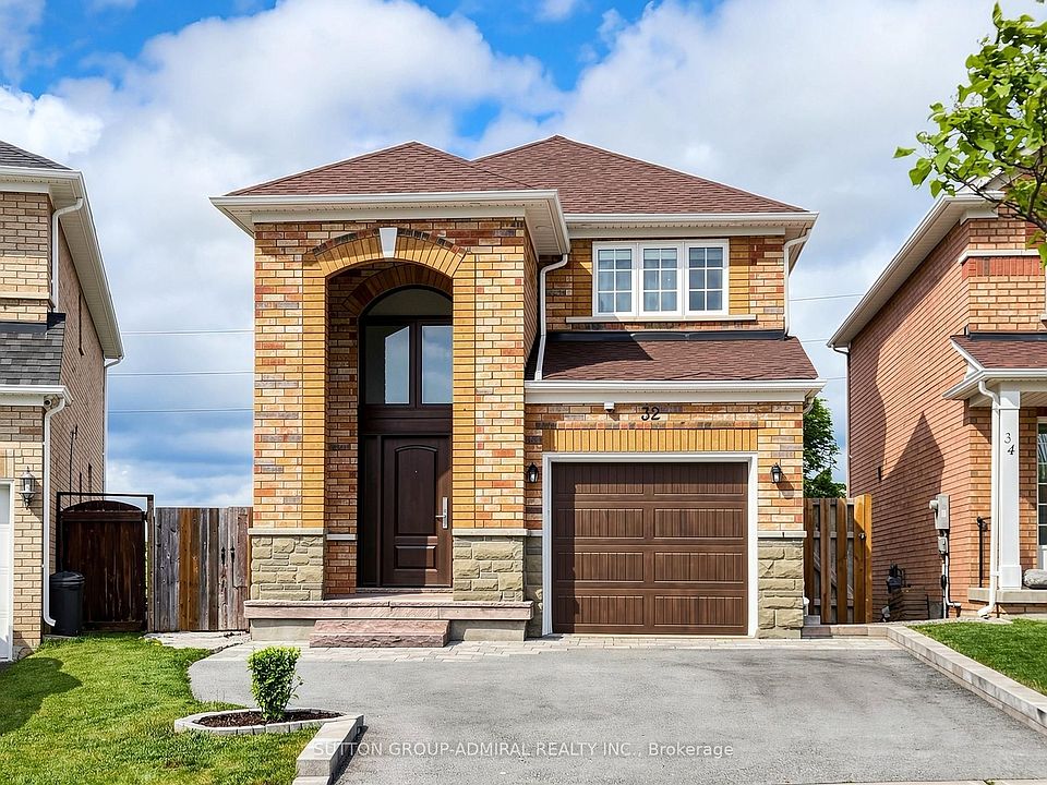 1st image of 32 Beaverbrook Cres