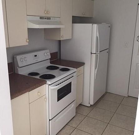 2nd image of 2375 NE 42nd Ave #2375