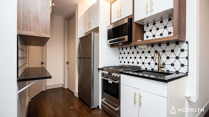 Rented by Nooklyn NYC LLC | media 39