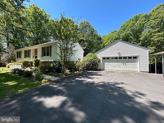 2nd image of 10278 Redbud Rd