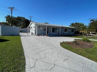 9700 SW 167th St, Miami, FL 33157