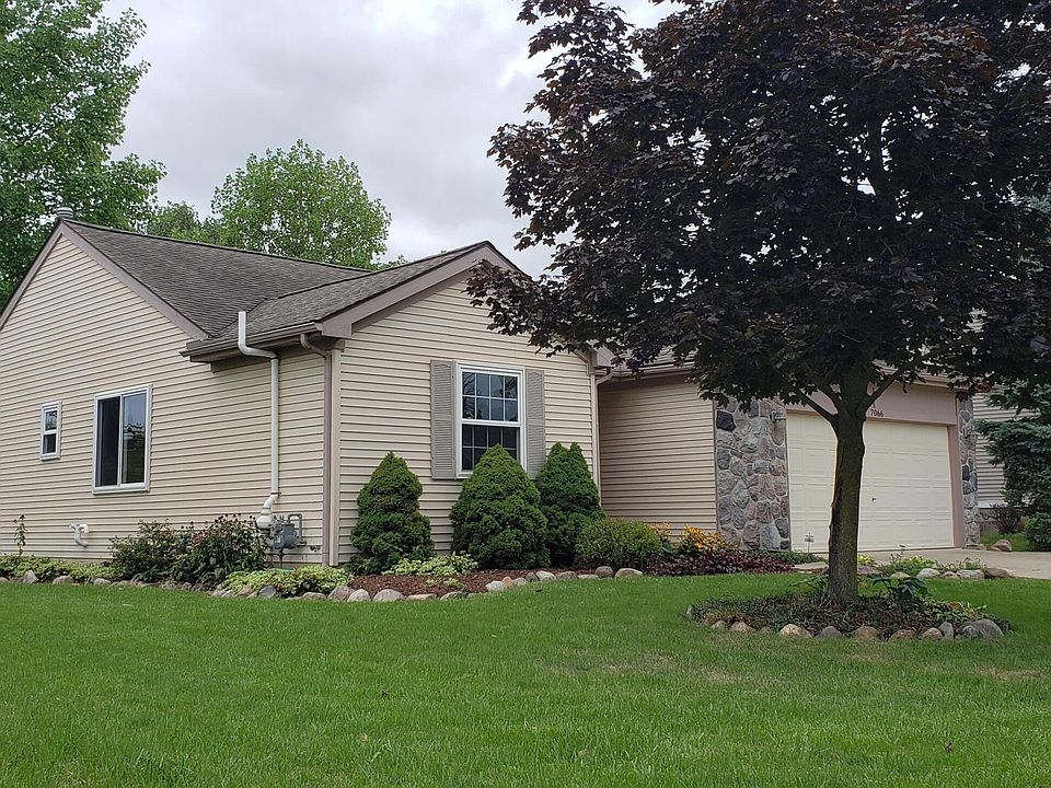 1st image of 7066 Streamwood Dr