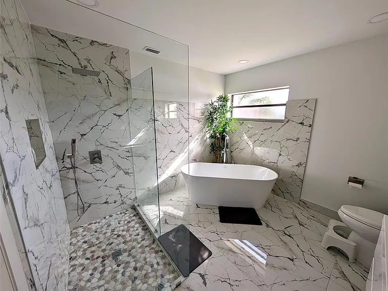 6431 Crossbow Ct — Photo 10