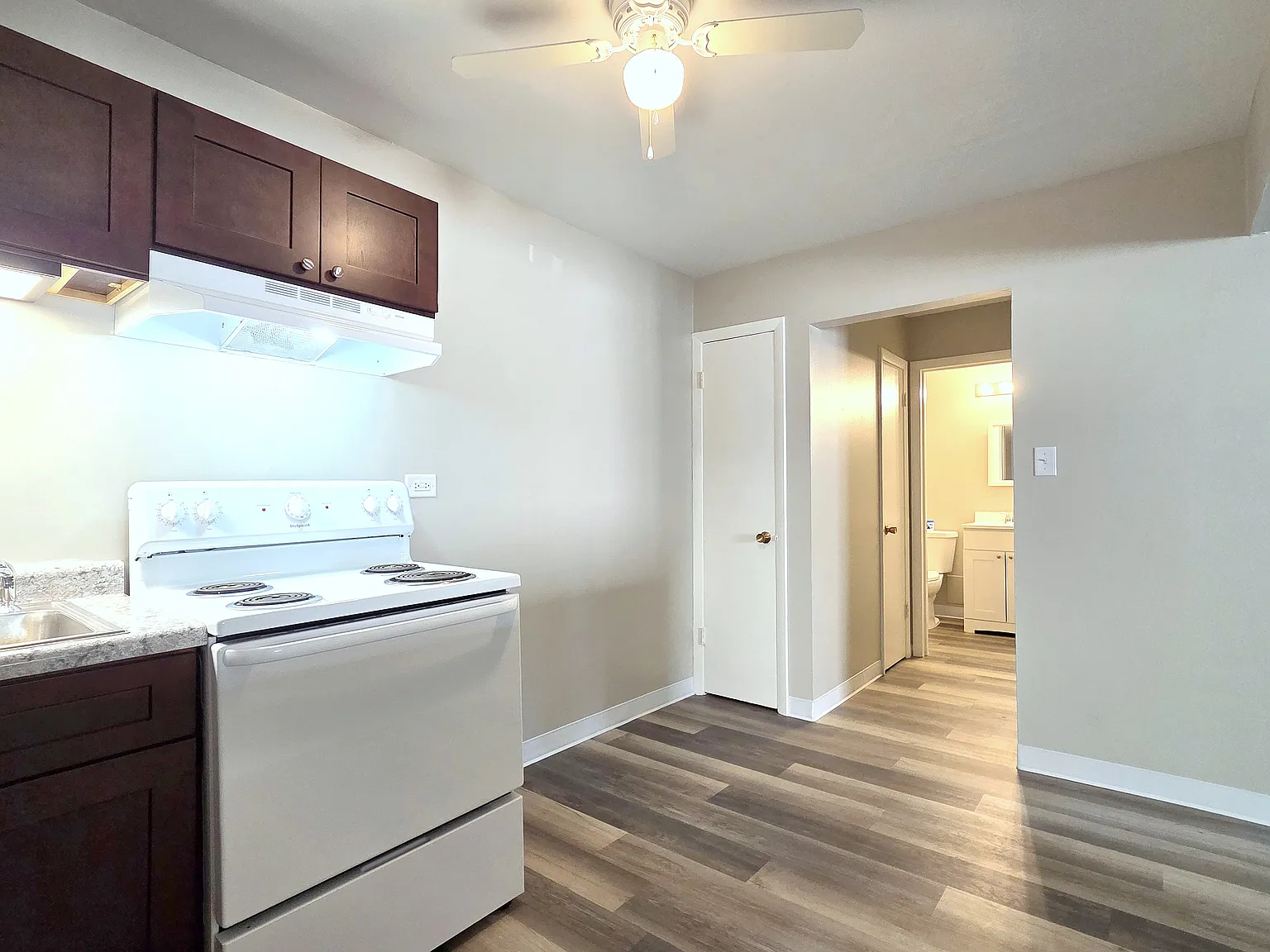1 bed, 650 sqft, $1,450 — Photo 4