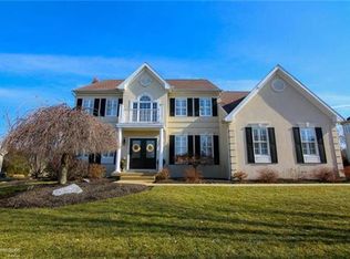3460 Courtney Dr, Center Valley, PA 18034