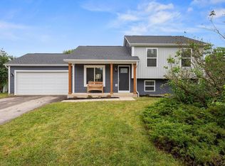 654 Pine Trace Ct, Columbus, OH 43228