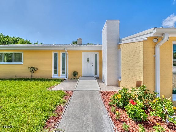 3rd image of 204 Ormond Pkwy