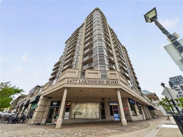 1477 Lakeshore Rd #202, Burlington, ON L7S 1B5