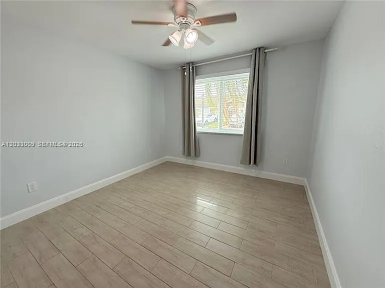 7675 NW 181st St — Photo 12