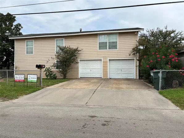 2216 59th St, Galveston, TX 77551