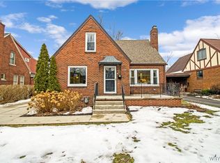 490 Berryman Dr, Amherst, NY 14226