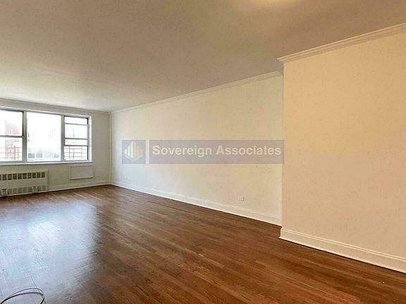 2nd image of 3555 Oxford Ave APT 5B