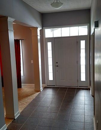 5th image of 25 Lincoln Dr