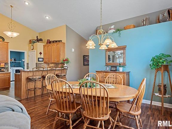 4th image of 4144 Highbury Dr