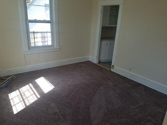 4th image of 1 Hillside Ter APT 2