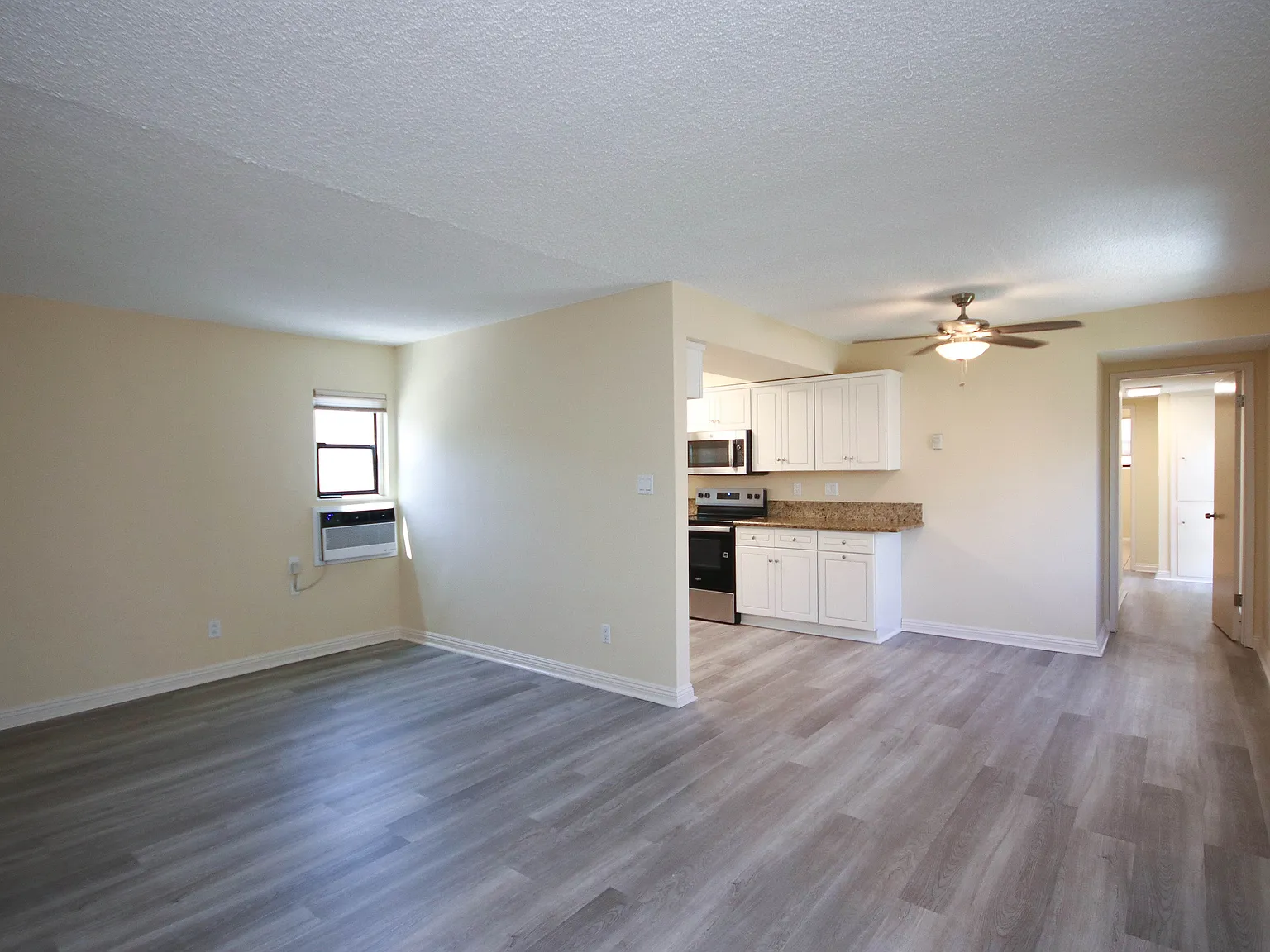 2 bed, 1.5 bath, 1200 sqft, $2,625 — Photo 2