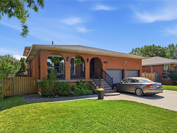 2nd image of 309 Hawkridge Ave