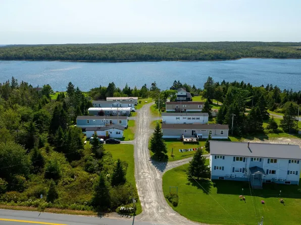 2 Smith Ln, Halifax, NS B0J 3B0