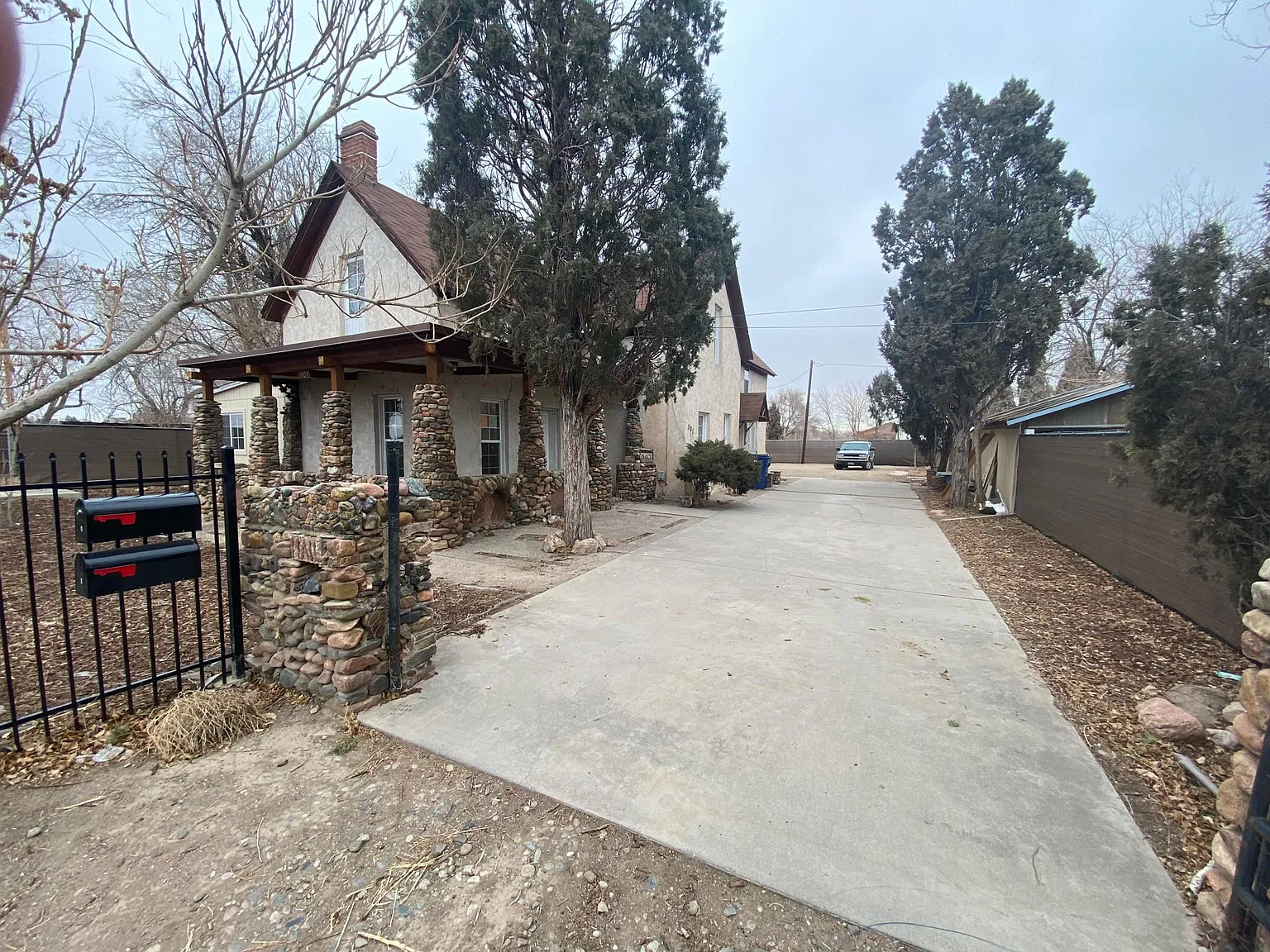 2 bed, 1200 sqft, $1,300 — Photo 4