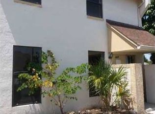 1227 Seaview Dr, North Lauderdale, FL 33068