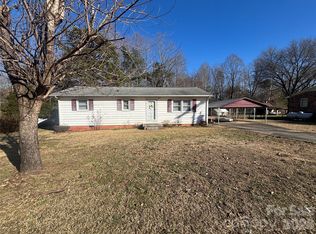 2316 Rhyne Rd, Dallas, NC 28034