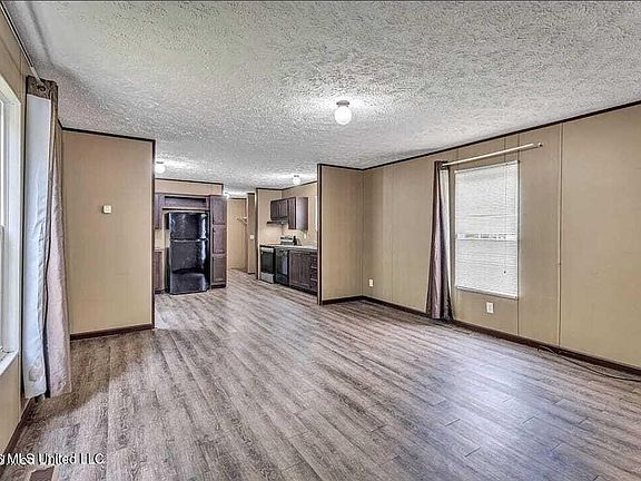 3rd image of 7716 Dahlia Dr #278